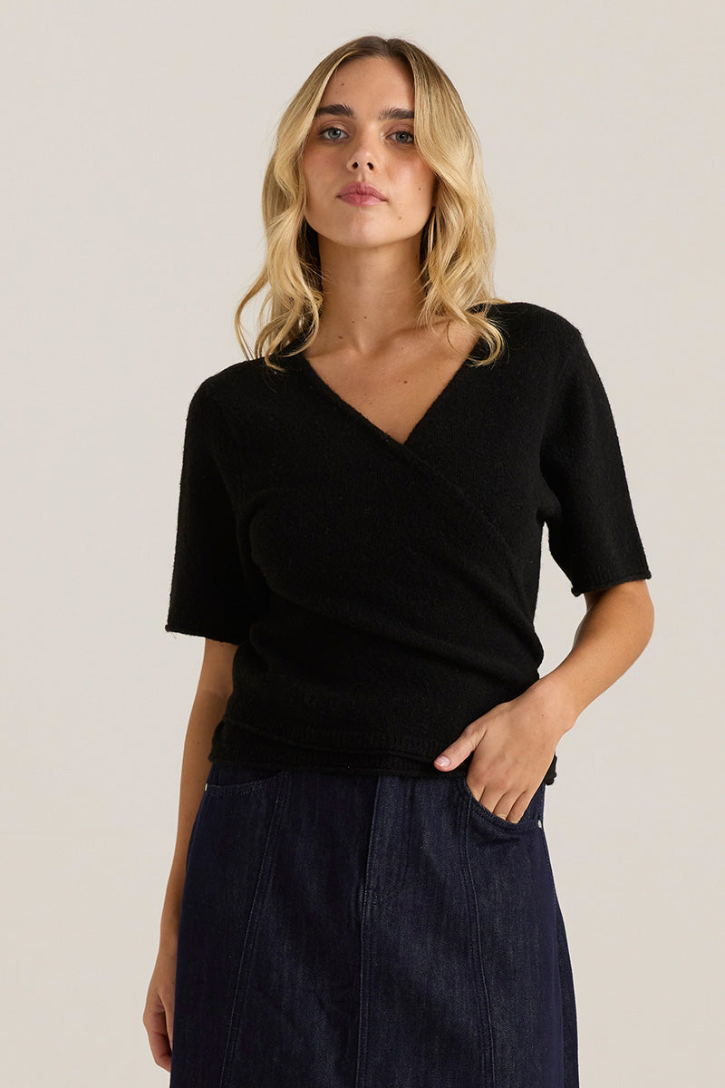 CASEY CARDI
