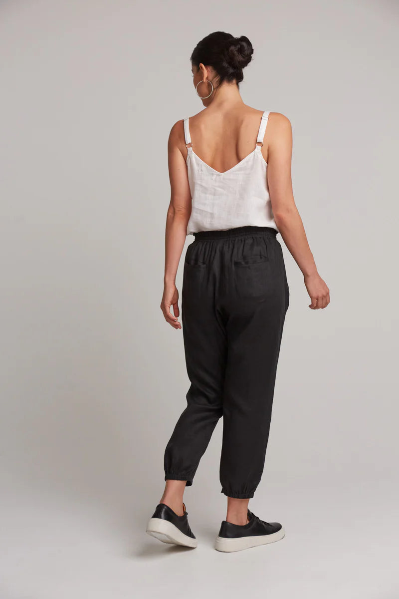 Studio Relaxed Pant