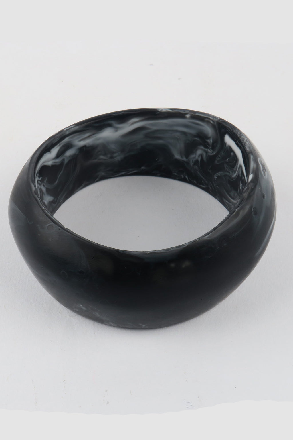 Resin Bangle Black Marble L