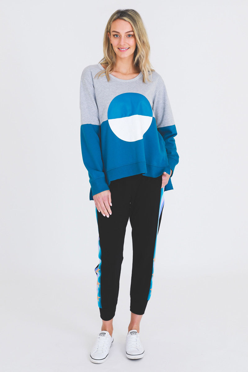 Contrast Circle Sweater