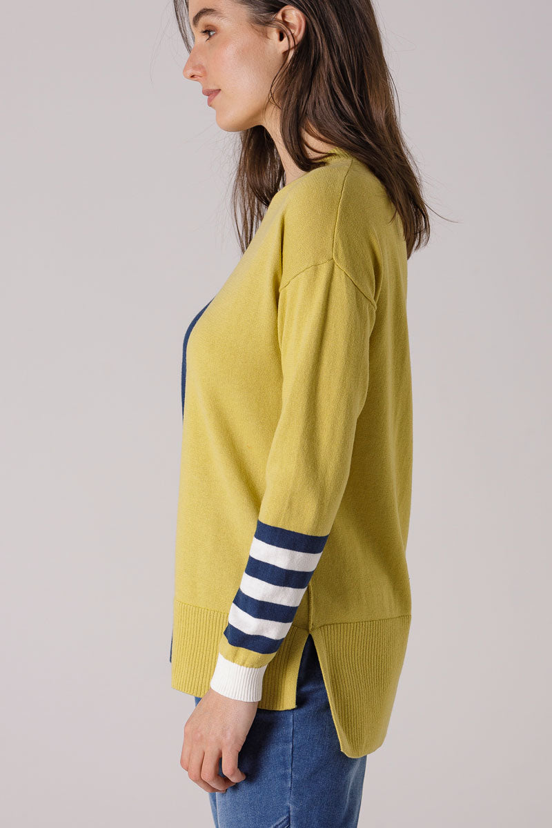 COLOUR BLOCK JUMPER