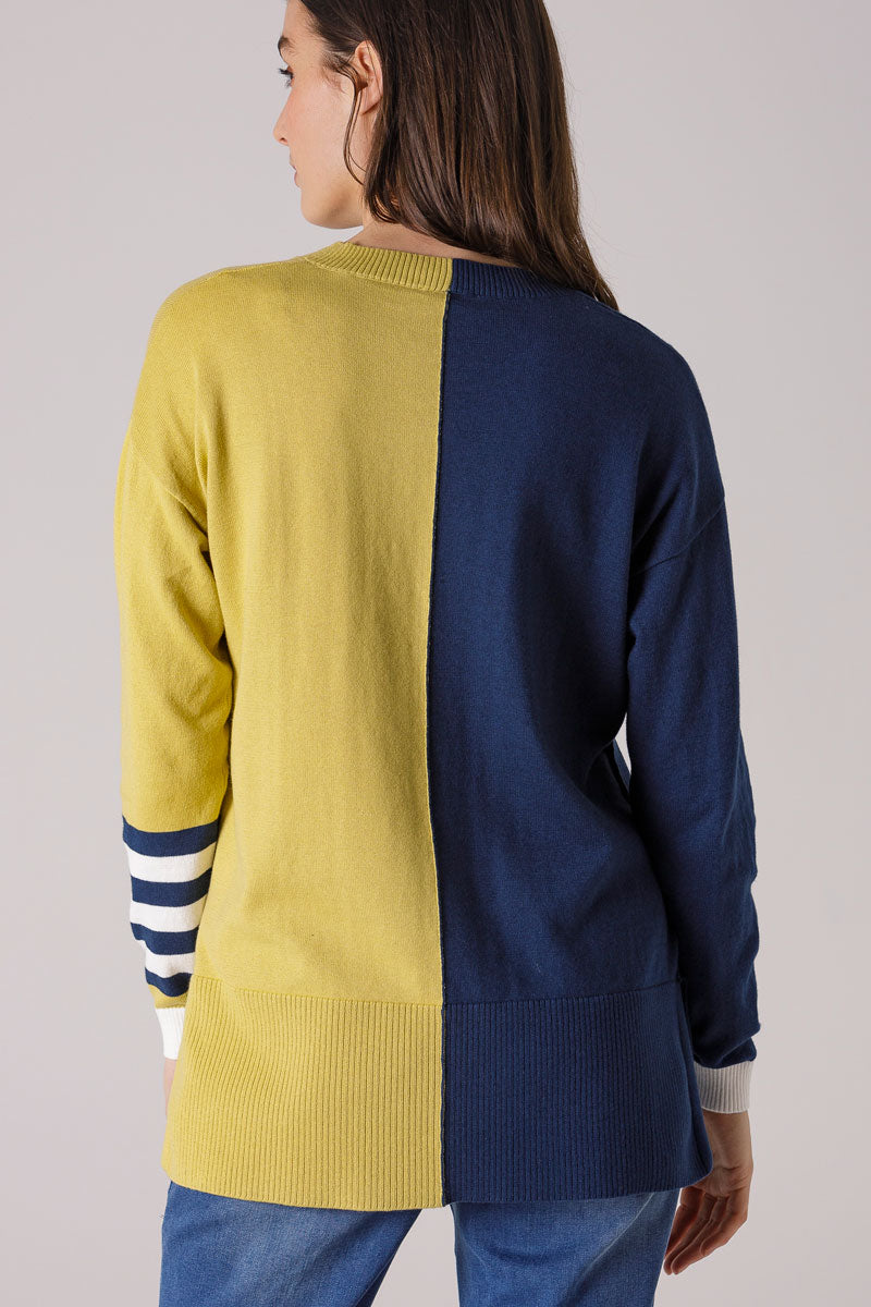 COLOUR BLOCK JUMPER